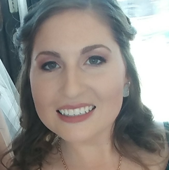 Meet your Posher, Chelsea - Picture 1 of 2